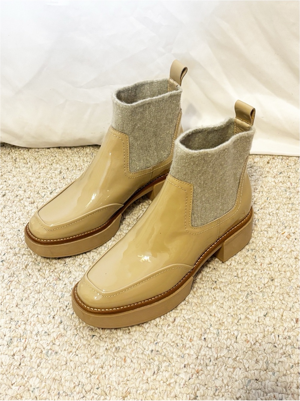 Dolce Vita Saline H2O Waterproof Platform Booties in the color dune size 9.5 - Picture 3 of 8